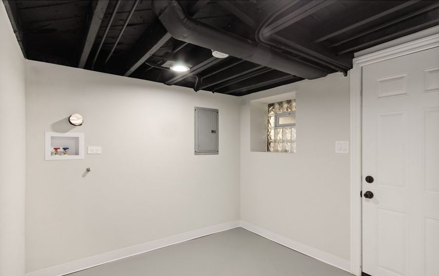 basement, emerald